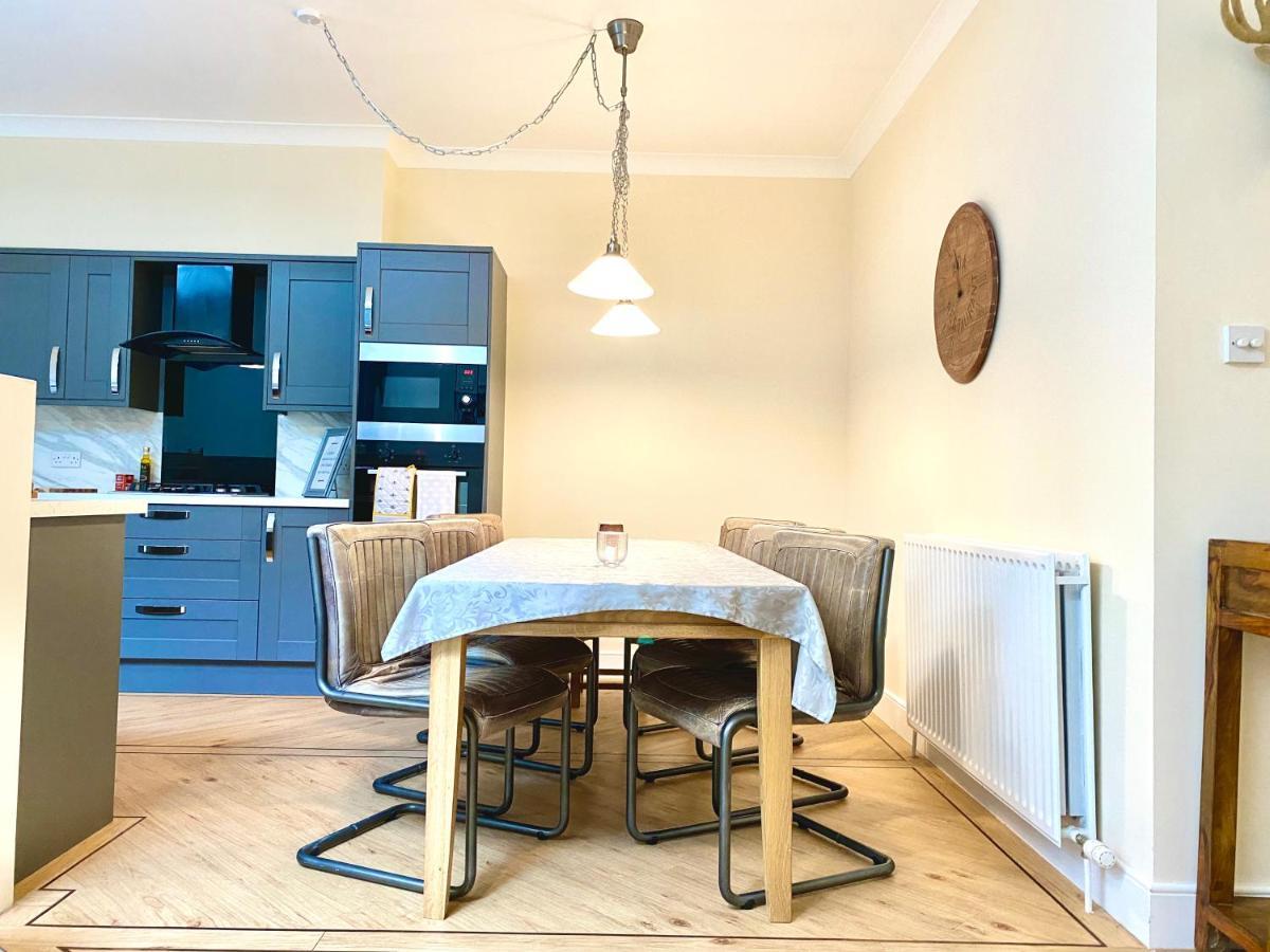 Serviced Accommodation Moray Lesmurdie House, Elgin - Free Parking, Free Wifi Exterior photo