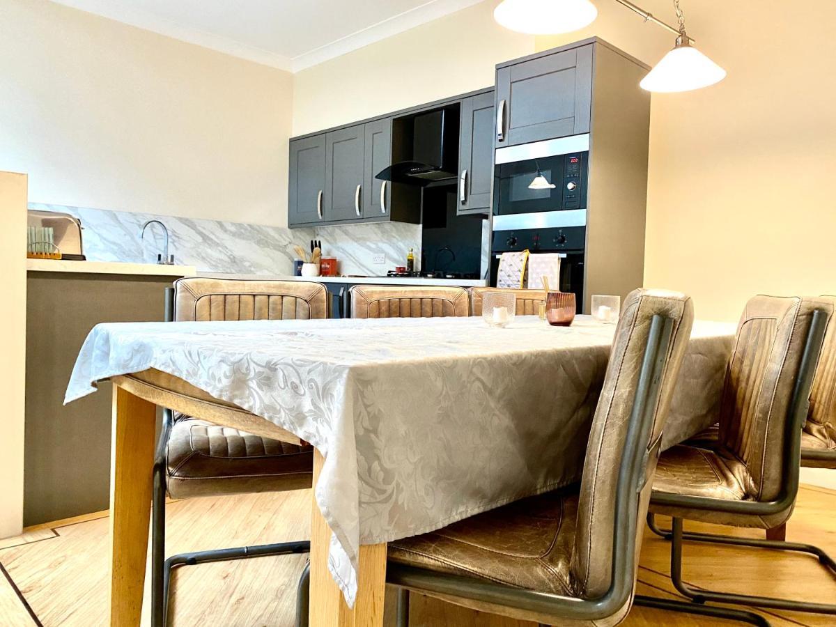 Serviced Accommodation Moray Lesmurdie House, Elgin - Free Parking, Free Wifi Exterior photo