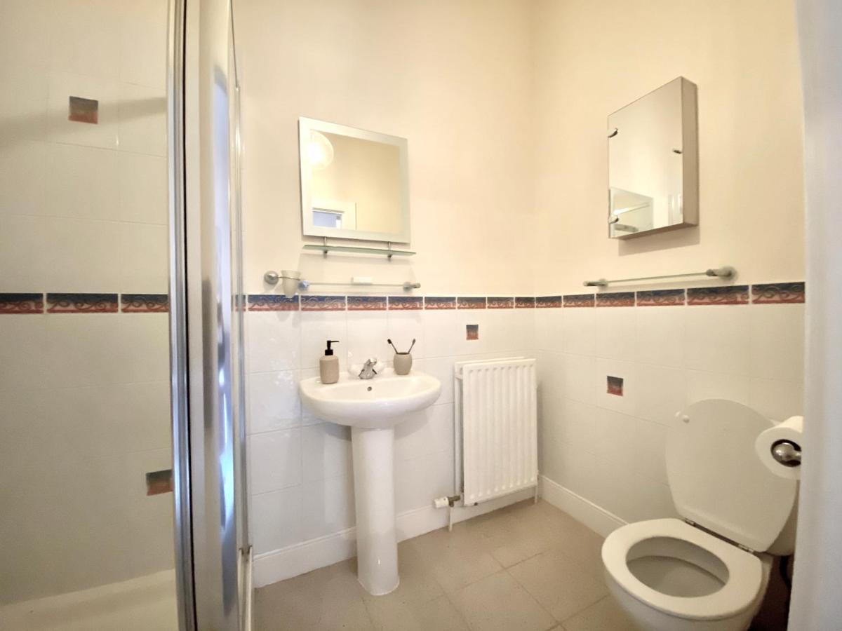 Serviced Accommodation Moray Lesmurdie House, Elgin - Free Parking, Free Wifi Exterior photo