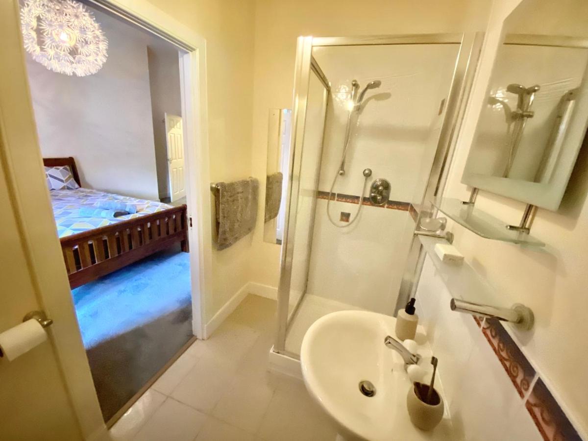 Serviced Accommodation Moray Lesmurdie House, Elgin - Free Parking, Free Wifi Exterior photo