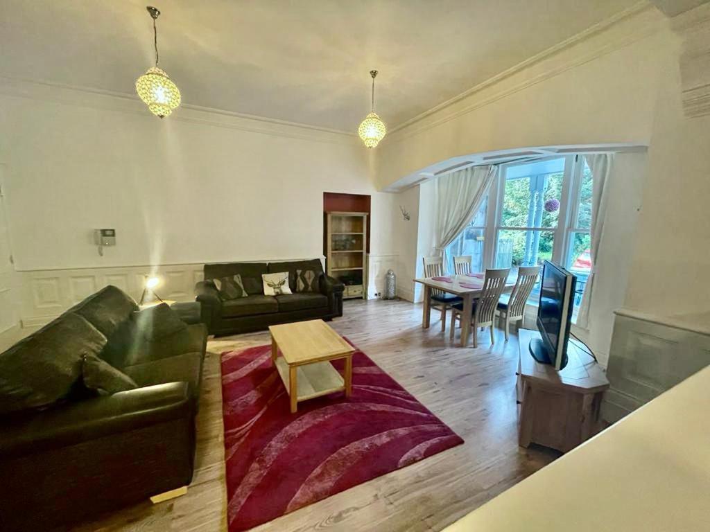 Serviced Accommodation Moray Lesmurdie House, Elgin - Free Parking, Free Wifi Exterior photo